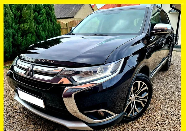 mitsubishi outlander świętokrzyskie Mitsubishi Outlander cena 87900 przebieg: 100000, rok produkcji 2017 z Kielce